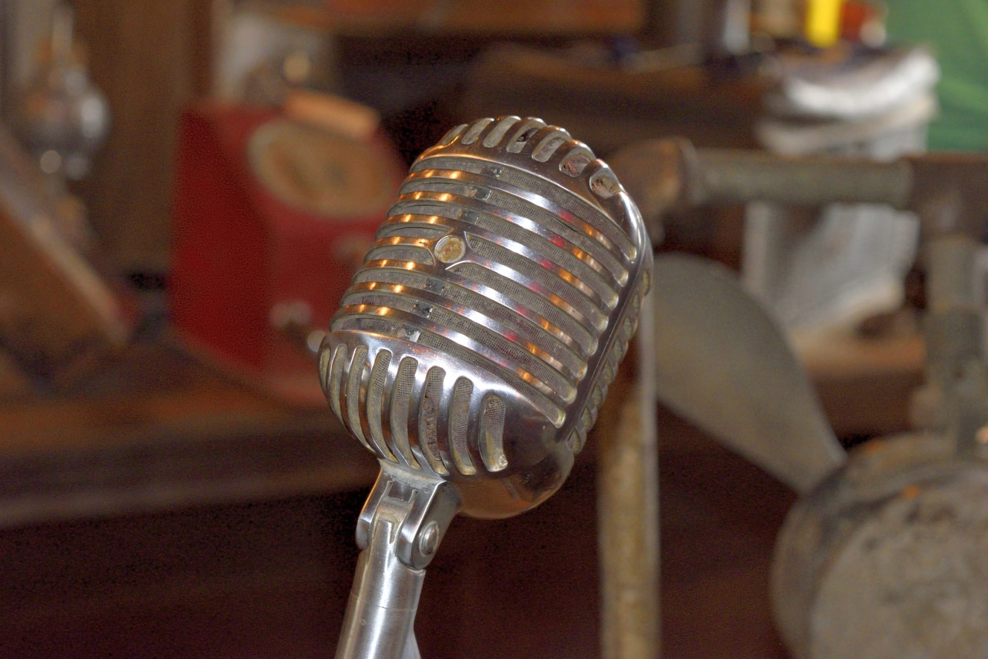 Image of an antique microphone.